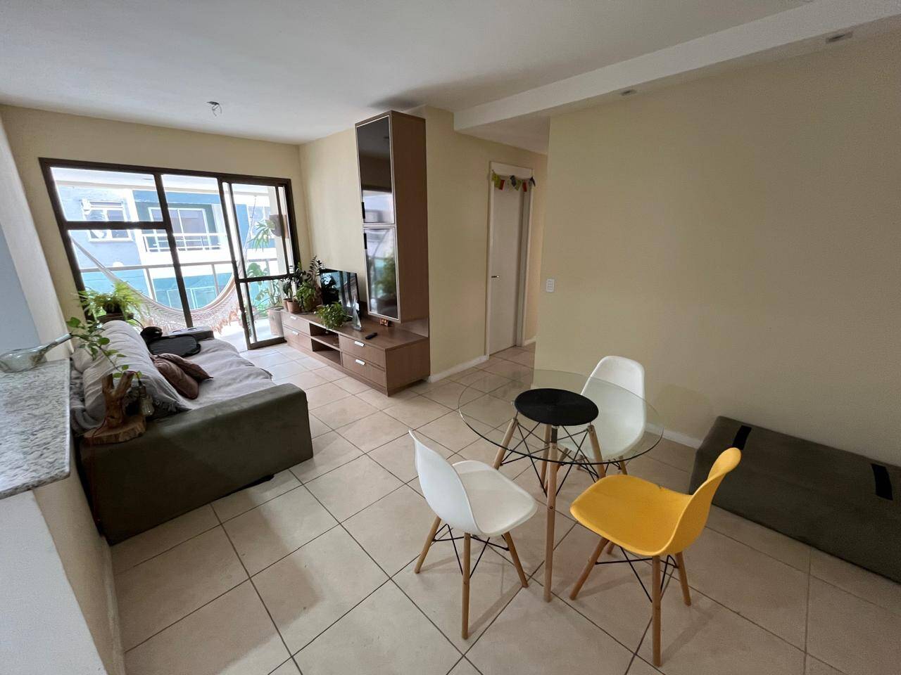 Apartamento à venda com 3 quartos, 81m² - Foto 3